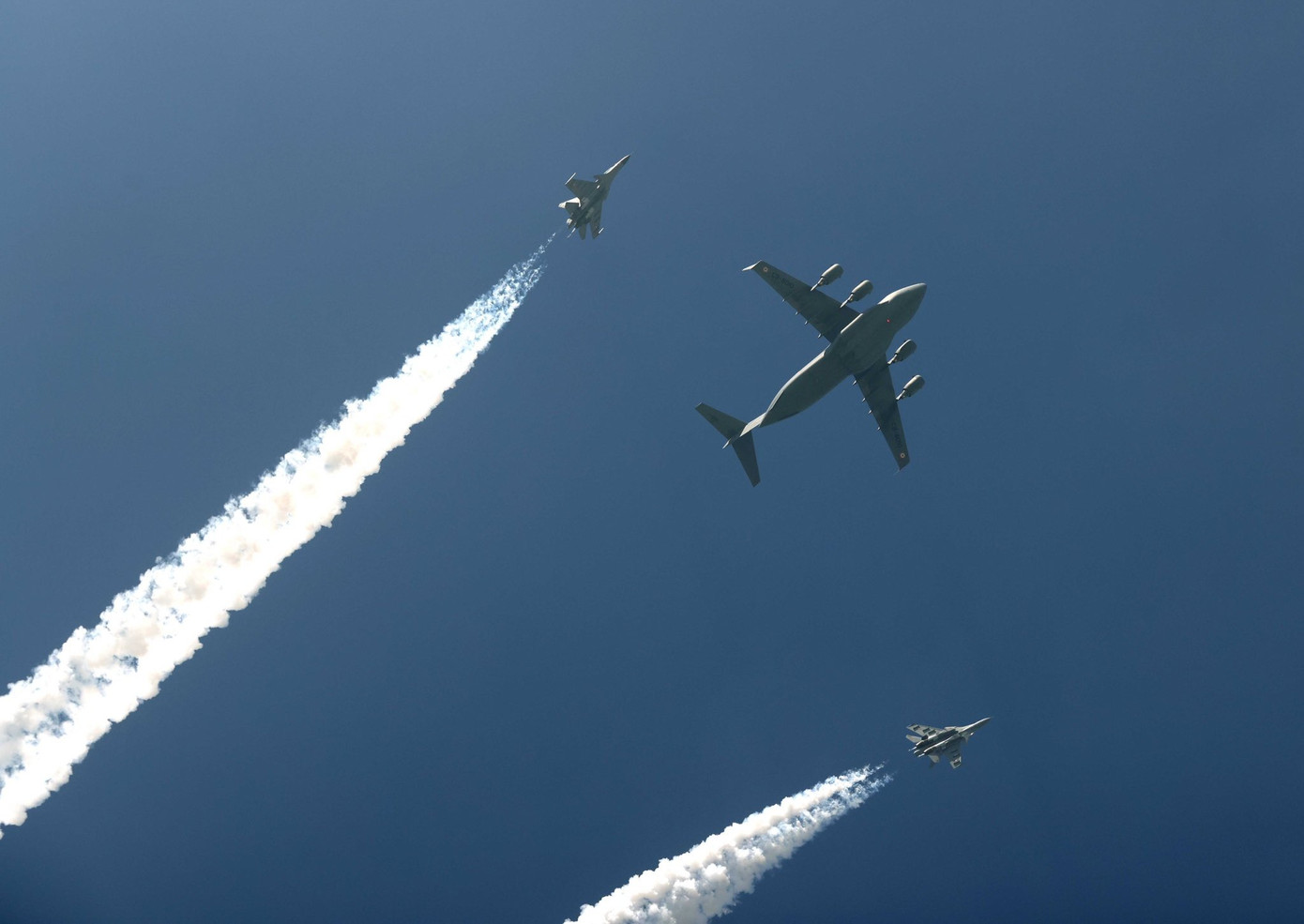 (Ảnh: X) (Ảnh: X)