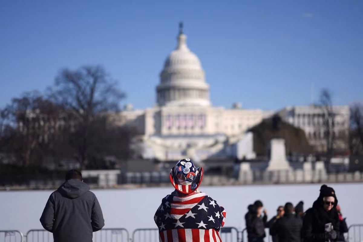 Tuyết trắng bao phủ Đồi Capitol. (Ảnh: Reuters)