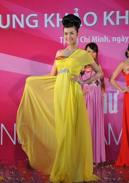 15 thí sinh KV phía Nam vào chung kết&nbsp;Hoa hậu Việt Nam&nbsp;2010 ảnh 23