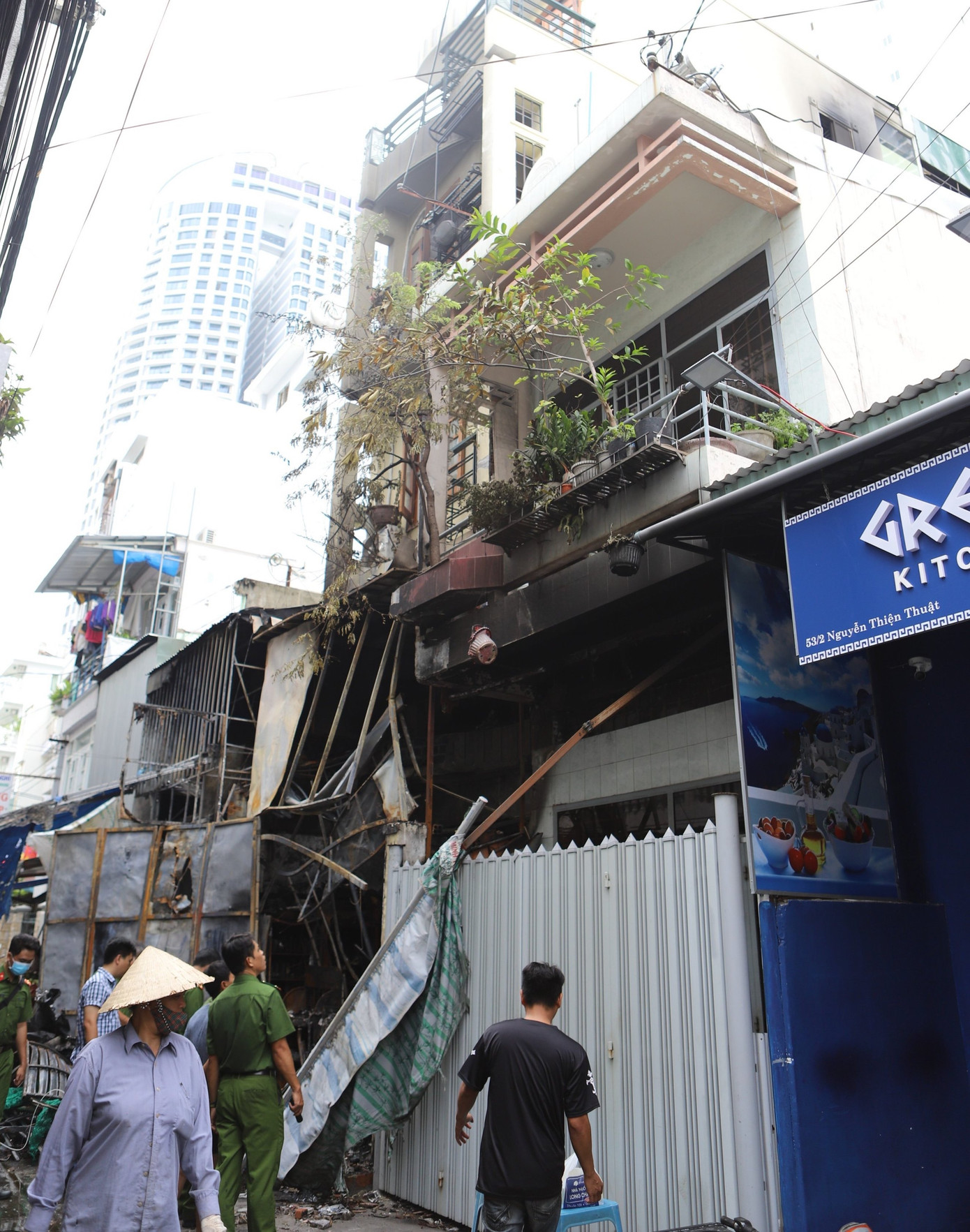 Ngôi nhà xảy ra vụ cháy ở hẻm đường Nguyễn Thiệt Thuật. Ảnh: L.H. Ngôi nhà xảy ra vụ cháy ở hẻm đường Nguyễn Thiệt Thuật. Ảnh: L.H.