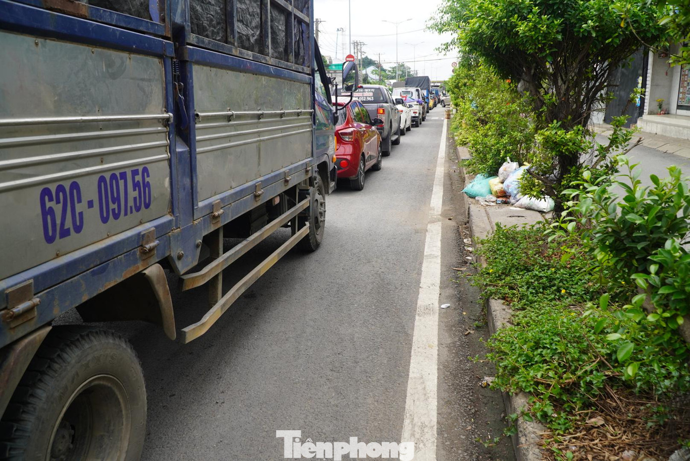 Theo đơn vị quản lý vận hành phà Cát Lái, nguyên nhân gây ùn ứ giao thông là do giai đoạn này đang rơi vào cao điểm hè, lưu lượng phương tiện gia tăng do nhiều người qua phà để đi chơi ở Vũng Tàu.