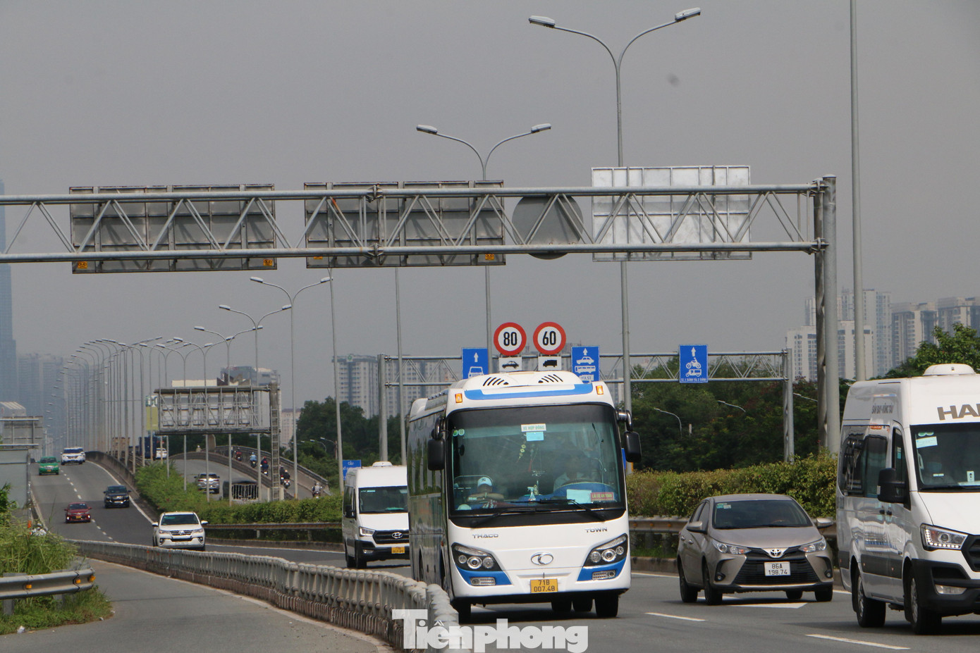 Đến 9h sáng 1/8, giao thông trên cao tốc TPHCM - Long Thành - Dầu Giây (đoạn từ nút giao An Phú đến Vành đai 2) khá thông thoáng. Đến 9h sáng 1/8, giao thông trên cao tốc TPHCM - Long Thành - Dầu Giây (đoạn từ nút giao An Phú đến Vành đai 2) khá thông thoáng.
