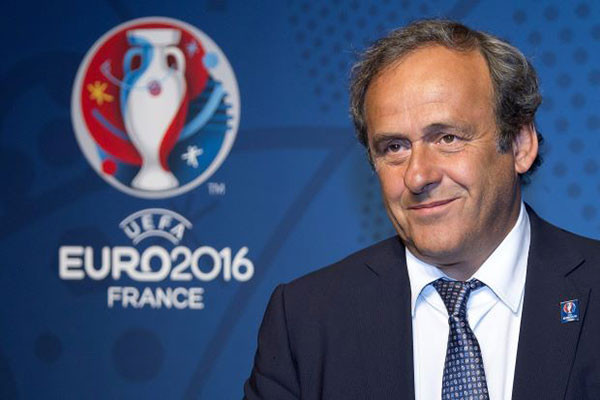 Platini: Quyền lực của kẻ bị bạn “cắm sừng“ ảnh 3