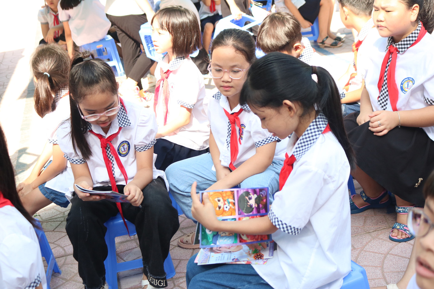 Nhận quà là phải khui liền tay! Nhận quà là phải khui liền tay!