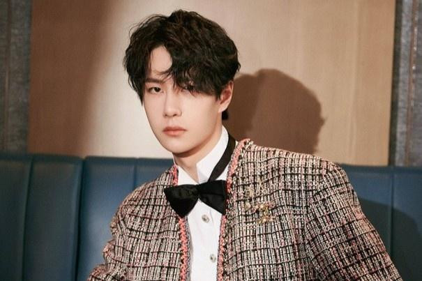 Theo báo cáo của Global Times, hành động này của cả hai đã bị một người hâm mộ khác của Vương Nhất Bác báo cảnh sát và bị bắt giữ ngay lập tức. Theo báo cáo của Global Times, hành động này của cả hai đã bị một người hâm mộ khác của Vương Nhất Bác báo cảnh sát và bị bắt giữ ngay lập tức.