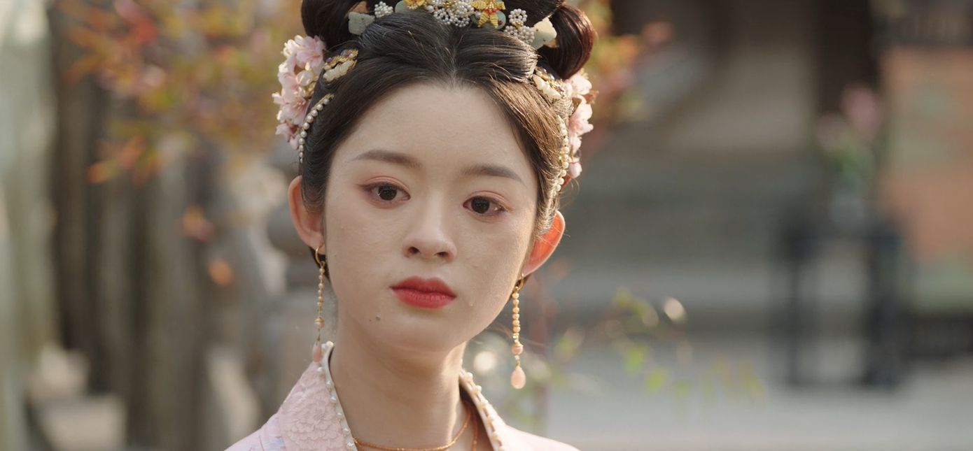 Những tập cuối của Ngũ Phúc Lâm Môn nhiều cảnh khóc hơn, cũng khiến khán giả bùi ngùi hơn. Đó là khi Dương Tiện rơi lệ vì cảm động Nhạc Thiện đưa tay lúc chàng khó khăn nhất, khi ngũ nương buông lời tuyệt tình ngày hai người tái ngộ...