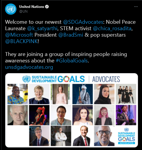 Trên tài khoản Twitter chính thức, Liên Hợp Quốc đã gọi tên BLACKPINK là “Pop Superstars” (Siêu sao nhạc Pop). Trên tài khoản Twitter chính thức, Liên Hợp Quốc đã gọi tên BLACKPINK là “Pop Superstars” (Siêu sao nhạc Pop).