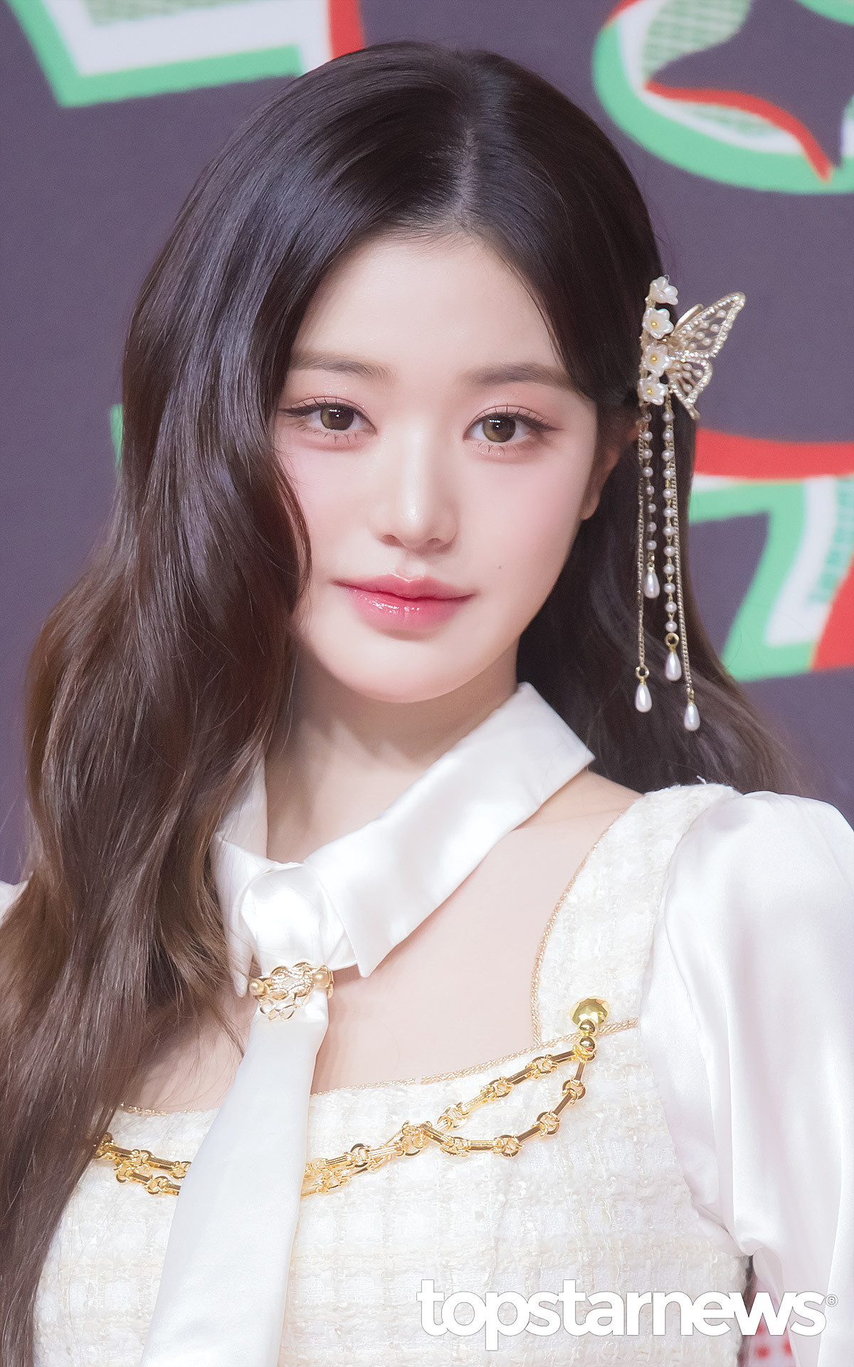 Wonyoung (IVE) và Karina (aespa) tiếp tục kèn cựa nhau trên tag thịnh hành mục tìm kiếm trên các nền tảng tại Hàn Quốc ngay khi xuất hiện. Hai nhan sắc hàng đầu thế hệ 4 xuất hiện cùng sự kiện lần nào là khiến cư dân mạng phải trăn trở. Wonyoung (IVE) và Karina (aespa) tiếp tục kèn cựa nhau trên tag thịnh hành mục tìm kiếm trên các nền tảng tại Hàn Quốc ngay khi xuất hiện. Hai nhan sắc hàng đầu thế hệ 4 xuất hiện cùng sự kiện lần nào là khiến cư dân mạng phải trăn trở.