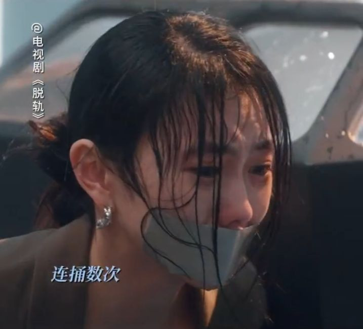 Người xem cũng gửi &quot;lời cảnh cáo&quot; cuối cùng tới đoàn làm phim cũng như biên kịch, đạo diễn: &quot;Chuyện gì xảy ra cũng được, miễn đừng là sinh ly tử biệt&quot;.