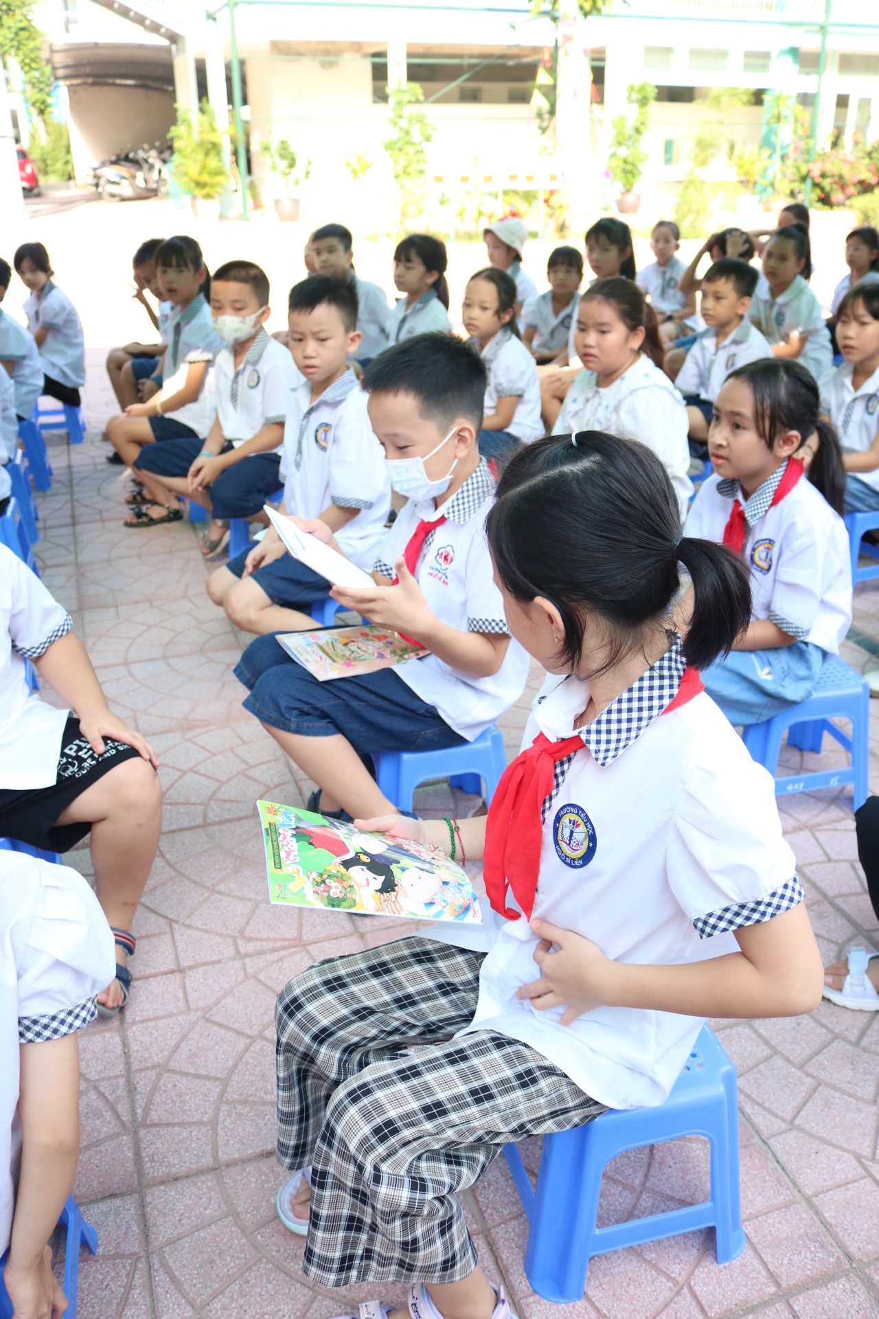 Nhận quà là phải khui liền tay! Nhận quà là phải khui liền tay!