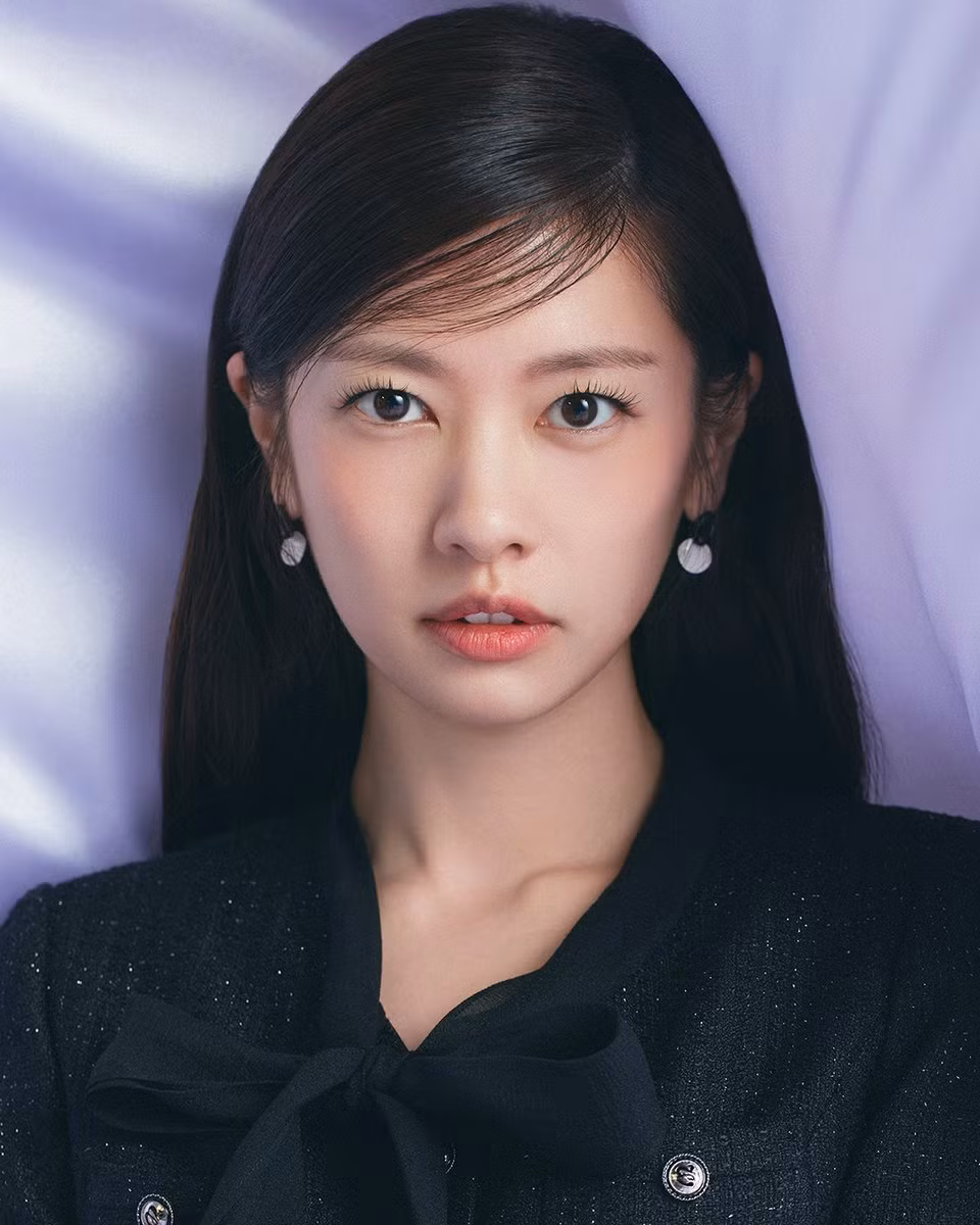 Nữ diễn viên từng lựa chọn tạm ngừng sự nghiệp diễn xuất để ưu tiên học tập. Nữ diễn viên từng lựa chọn tạm ngừng sự nghiệp diễn xuất để ưu tiên học tập.
