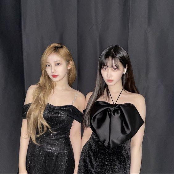 NingNing (trái) - Giselle (phải).