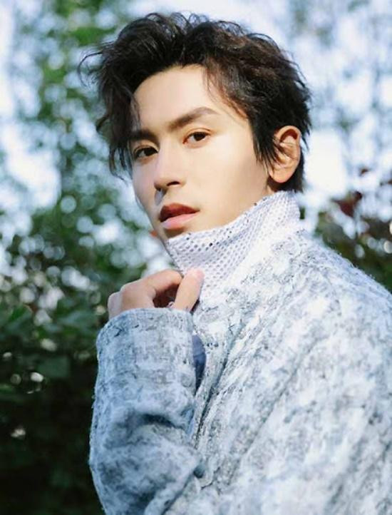 Mặc dù Trương Triết Hạn đã ngay lập tức lên tiếng xin lỗi vì sự thiếu hiểu biết của bản thân nhưng vẫn không thể làm nguôi cơn phẫn nộ của Cnet. Mặc dù Trương Triết Hạn đã ngay lập tức lên tiếng xin lỗi vì sự thiếu hiểu biết của bản thân nhưng vẫn không thể làm nguôi cơn phẫn nộ của Cnet.