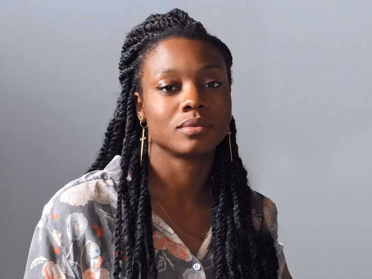 Nia DaCosta là đạo diễn trẻ nhất trong lịch sử của Vũ trụ điện ảnh Marvel (MCU).