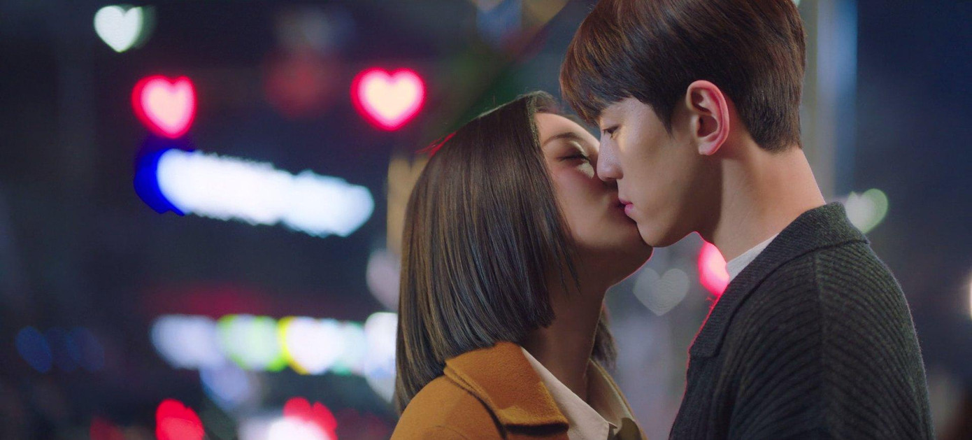 Nụ hôn đầu của Young Seo và Cha Sung Hoon trong tập 6 là màn &quot;nhá hàng&quot; khiến khán giả mong đợi những phân đoạn bùng cháy của cặp đôi trong tập 7.