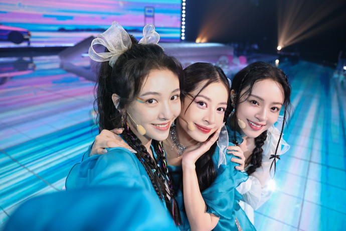 Đội Chi Pu nhận về 796 phiếu bầu tại trường quay, đứng thứ 5/6 đội tại vòng này. Đội Chi Pu nhận về 796 phiếu bầu tại trường quay, đứng thứ 5/6 đội tại vòng này.