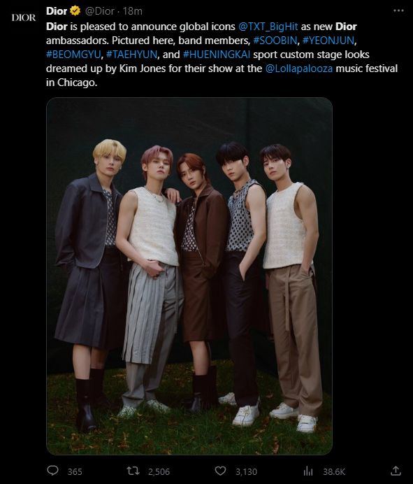 Thông báo từ Dior đang khiến người hâm mộ toàn cầu của TXT bùng nổ. Các từ khóa liên quan đến nhóm và Dior đang leo hạng trên bảng xếp hạng thịnh hành trên Twitter.