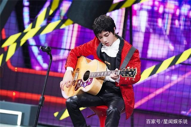 "Mẹ tôi là người nghe bài hát này đầu tiên, mặc dù lúc đó mẹ không thể đáp lại nhưng tôi tin rằng mẹ tôi chắc hẳn rất thích bài hát này", Hoa Thần Vũ chia sẻ.