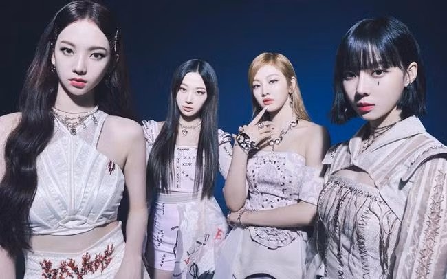 Savage có lẽ là ca khúc có thành tích ấn tượng nhất trong danh sách này. Ca khúc đạt thứ hạng cao trên các BXH âm nhạc quốc tế, từng nắm giữ ngôi vương của toàn bộ BXH nội địa và đang là chú ngựa chạy bền trên đường đua nhạc số.