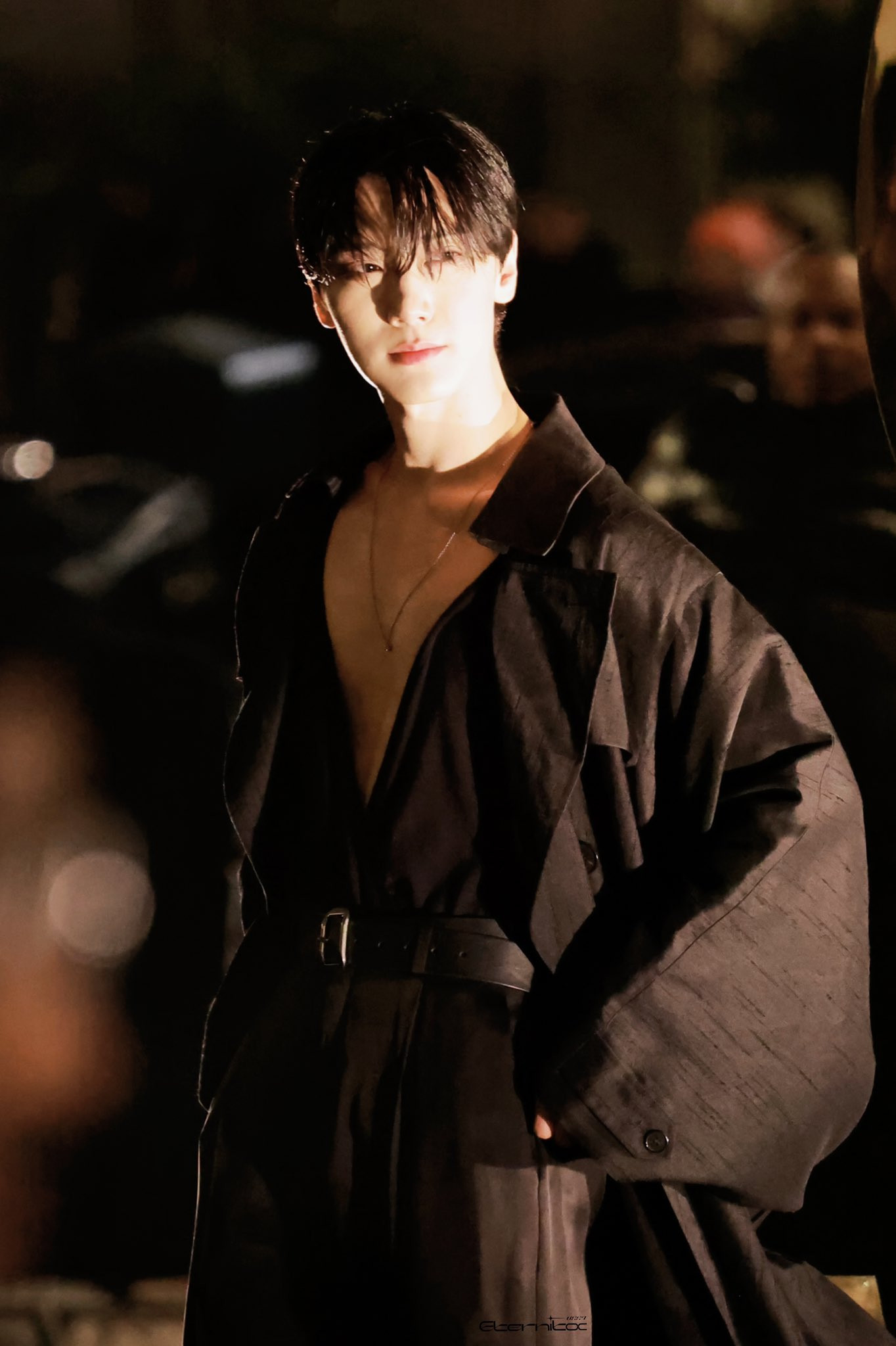 Ten (NCT/WayV) khiến hội fangirl &quot;đứng ngồi không yên&quot;.