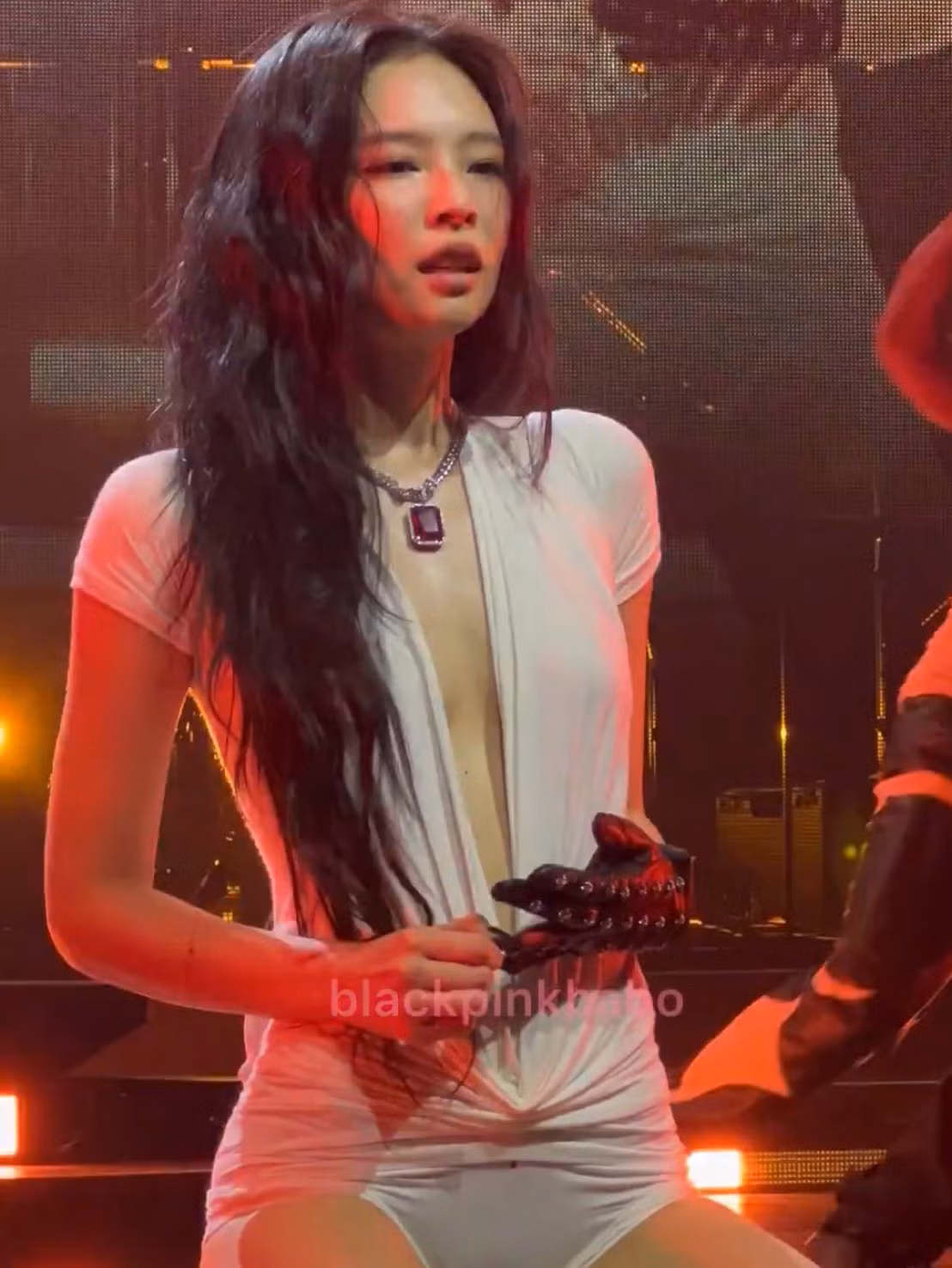 Jennie tại The Ruby Experience - Los Angeles. Jennie tại The Ruby Experience - Los Angeles.