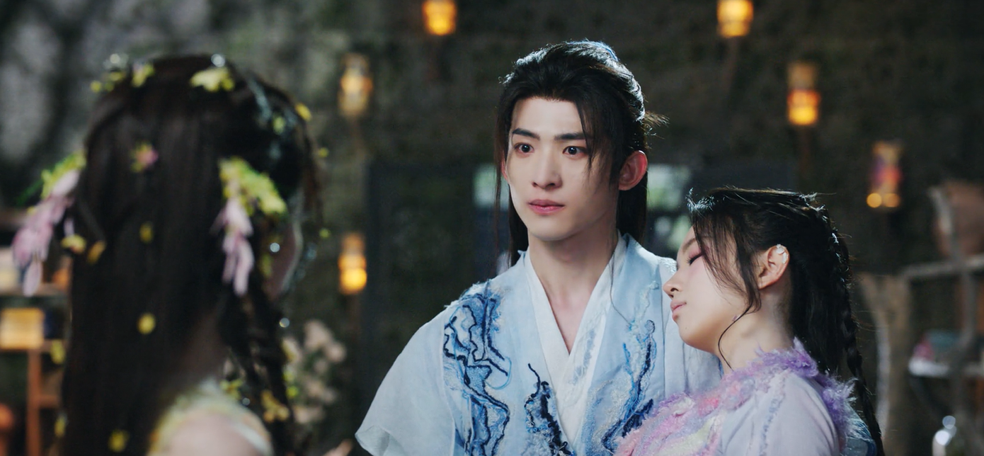 Sự lạnh nhạt của Bạch Thước khi nói về bệnh tình của Phục Linh (Đại Lộ Oa) là dấu hiệu để Phạn Việt chắc chắn người trước mặt không phải A Thước thật sự.