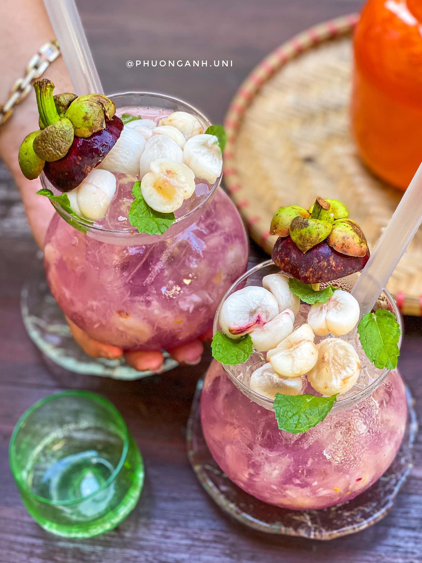 Trà măng cụt khiến Gen Z say đắm với màu tím pastel. - Ảnh: @phuonganh.nui