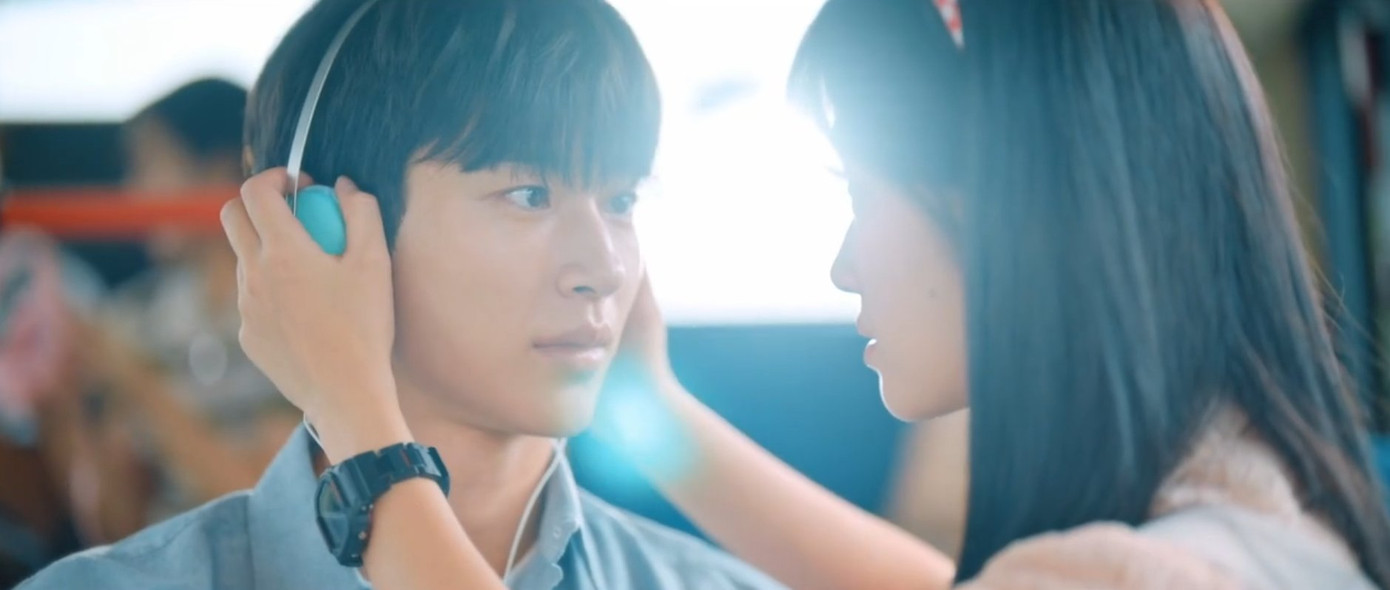 Có "sương sương" vài cảnh lãng mạn của đôi "chíp bông" được nhá hàng ở preview tập 5 của Lovely Runner.