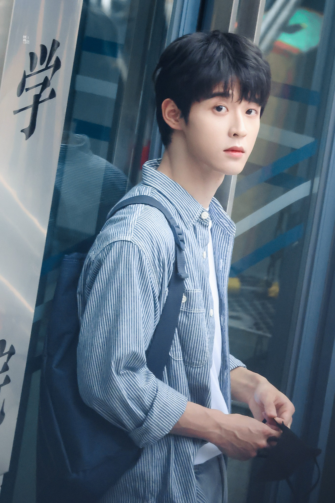 Mặt khác, Tang Trĩ và Đoàn Gia Hứa ở bản truyền hình Khó Dỗ Dành đã có Lưu Sở Điềm và Ngô Vũ Hằng đảm nhiệm. Để tôn trọng diễn viên, khả năng cao ngoại truyện (nếu có) vẫn sẽ do hai diễn viên đảm nhiệm 2 nhân vật này. Mặt khác, Tang Trĩ và Đoàn Gia Hứa ở bản truyền hình Khó Dỗ Dành đã có Lưu Sở Điềm và Ngô Vũ Hằng đảm nhiệm. Để tôn trọng diễn viên, khả năng cao ngoại truyện (nếu có) vẫn sẽ do hai diễn viên đảm nhiệm 2 nhân vật này.