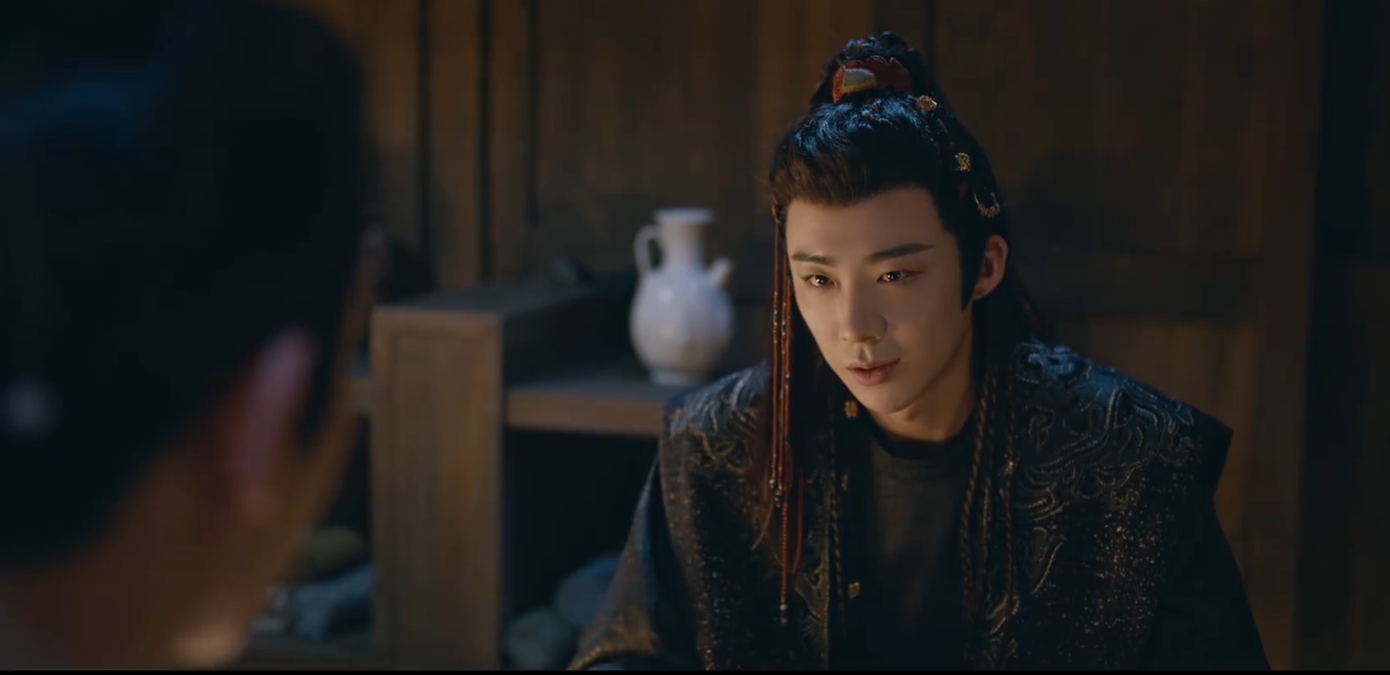 Ngay tối hôm đó, Yên Tử Kinh và Trương Tấn Nhiên đã thẳng thắn nói ra phán đoán của nhau. Trương công tử nghĩ rằng Tử Kinh muốn trục lợi gì từ việc làm ăn ở Quảng Châu, thấy được ý định muốn diệt trừ nhà họ Thôi của chàng. Ngay tối hôm đó, Yên Tử Kinh và Trương Tấn Nhiên đã thẳng thắn nói ra phán đoán của nhau. Trương công tử nghĩ rằng Tử Kinh muốn trục lợi gì từ việc làm ăn ở Quảng Châu, thấy được ý định muốn diệt trừ nhà họ Thôi của chàng.