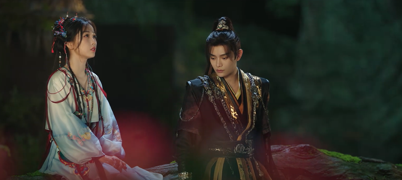 Mộ Thanh đã thay đổi rất nhiều trong hành động với Diệu Diệu, không chỉ bảo bọc, bênh vực mà ánh mắt cũng nhìn cô dịu dàng hơn. Mộ Thanh đã thay đổi rất nhiều trong hành động với Diệu Diệu, không chỉ bảo bọc, bênh vực mà ánh mắt cũng nhìn cô dịu dàng hơn.