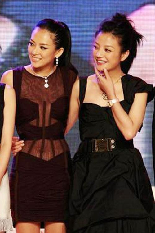 Triệu Vy (phải) - Chương Tử Di (trái) Triệu Vy (phải) - Chương Tử Di (trái)