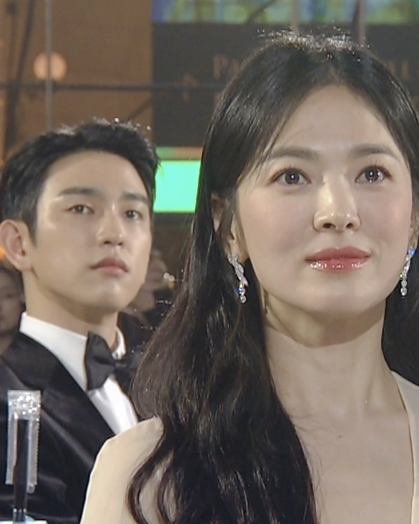 Đại hội mỹ nhân Baeksang 2023: Suzy như búp bê sống, Song Hye Kyo đẹp nao lòng ảnh 1 Đại hội mỹ nhân Baeksang 2023: Suzy như búp bê sống, Song Hye Kyo đẹp nao lòng ảnh 1