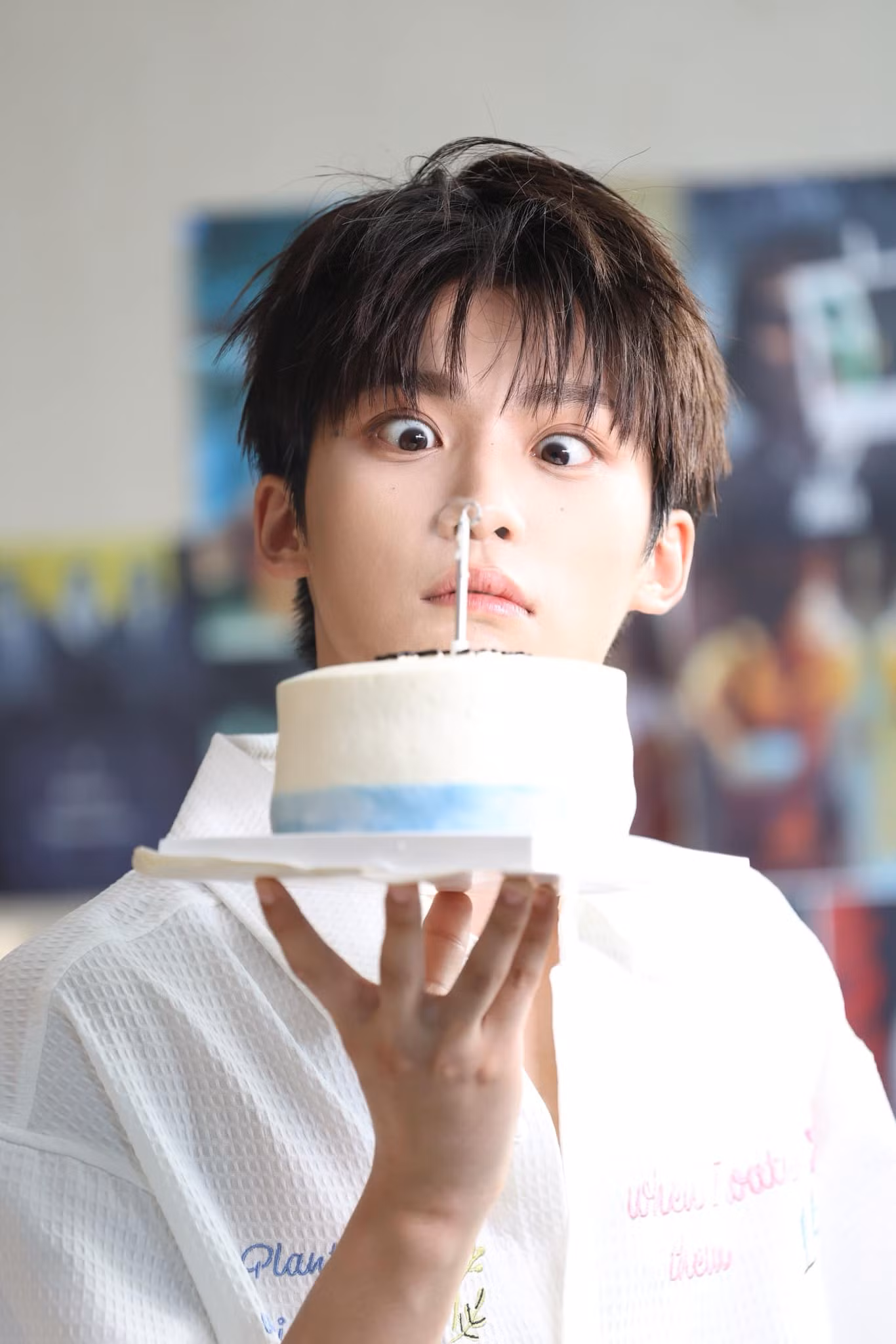 Từ loạt ảnh đời thường đến lúc giao lưu với người hâm mộ, Tử Du đều toát ra vibe "bạn trai/ em trai nhà bên" tươi sáng, dễ chịu.