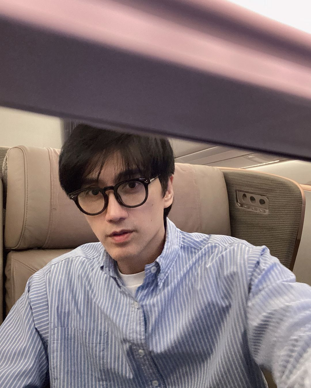 Loạt ảnh đời thường được chú Tan chia sẻ trên Instagram cá nhân thu về bão tim, dù "lên đồ" chỉn chu hay mặc trang phục đời thường đơn giản, chú Tan đều bảnh bao.