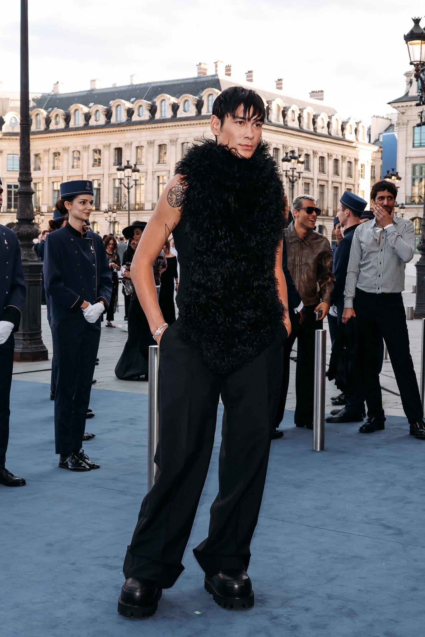 Evan Mock tại Vogue World: Paris 2024.