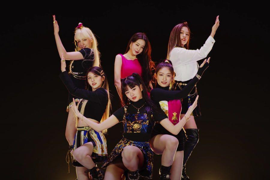 Ra mắt cùng ELEVEN, IVE đã định hình phong cách trình diễn "chào sân" mang thần thái ma mị, bí ẩn và cuốn hút... Ra mắt cùng ELEVEN, IVE đã định hình phong cách trình diễn "chào sân" mang thần thái ma mị, bí ẩn và cuốn hút...