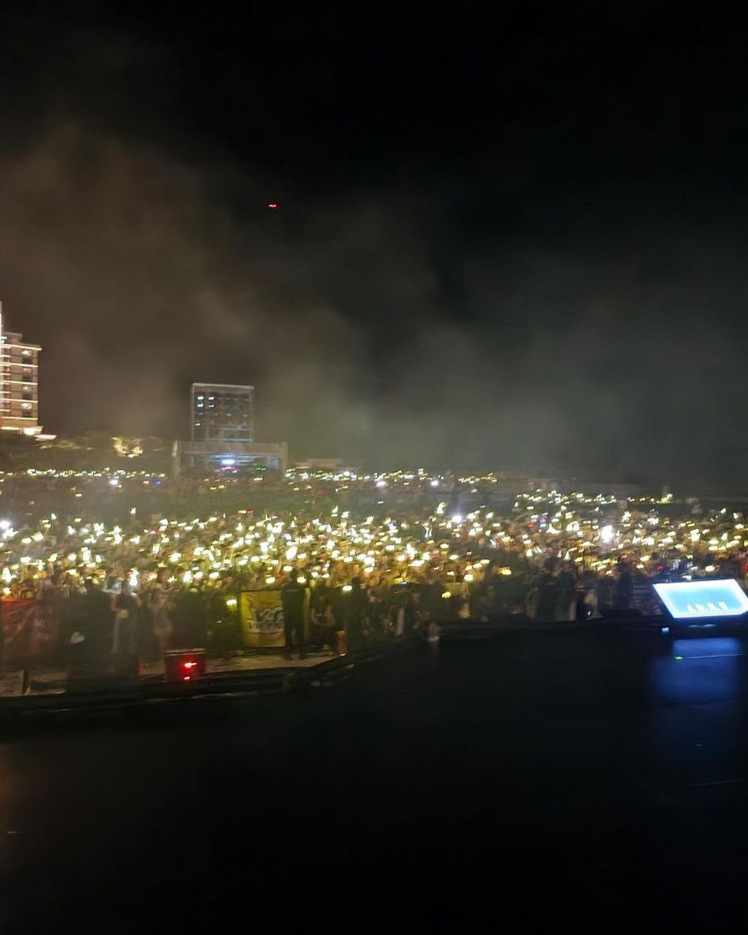 Biển vàng được Taeyang chia sẻ.