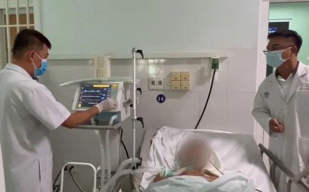 Tháng 3/2023, Quảng Nam ghi nhận các trường hợp bệnh nhân bị ngộ độc botulinum sau khi ăn cá chép muối ủ chua. Độc tố do vi khuẩn C.botulinum có trong món này gây ra. - Ảnh: VTV