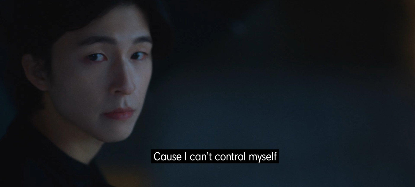 Nam chính - người khiến Taeyeon "mất kiểm soát" trong MV lần này là nam diễn viên Hong Kyung. Anh cũng là người giành giải Nam diễn viên mới xuất sắc nhất hạng mục phim Điện ảnh tại lễ trao giải Baeksang Arts Awards 2021. Nam chính - người khiến Taeyeon "mất kiểm soát" trong MV lần này là nam diễn viên Hong Kyung. Anh cũng là người giành giải Nam diễn viên mới xuất sắc nhất hạng mục phim Điện ảnh tại lễ trao giải Baeksang Arts Awards 2021.