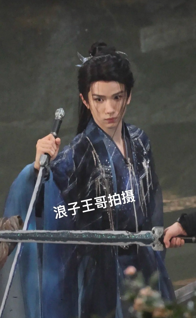 Không chỉ cặp đôi chính, tạo hình và thiết lập nhân vật phụ của Nhập Thanh Vân cũng chặt chẽ và hay ho.