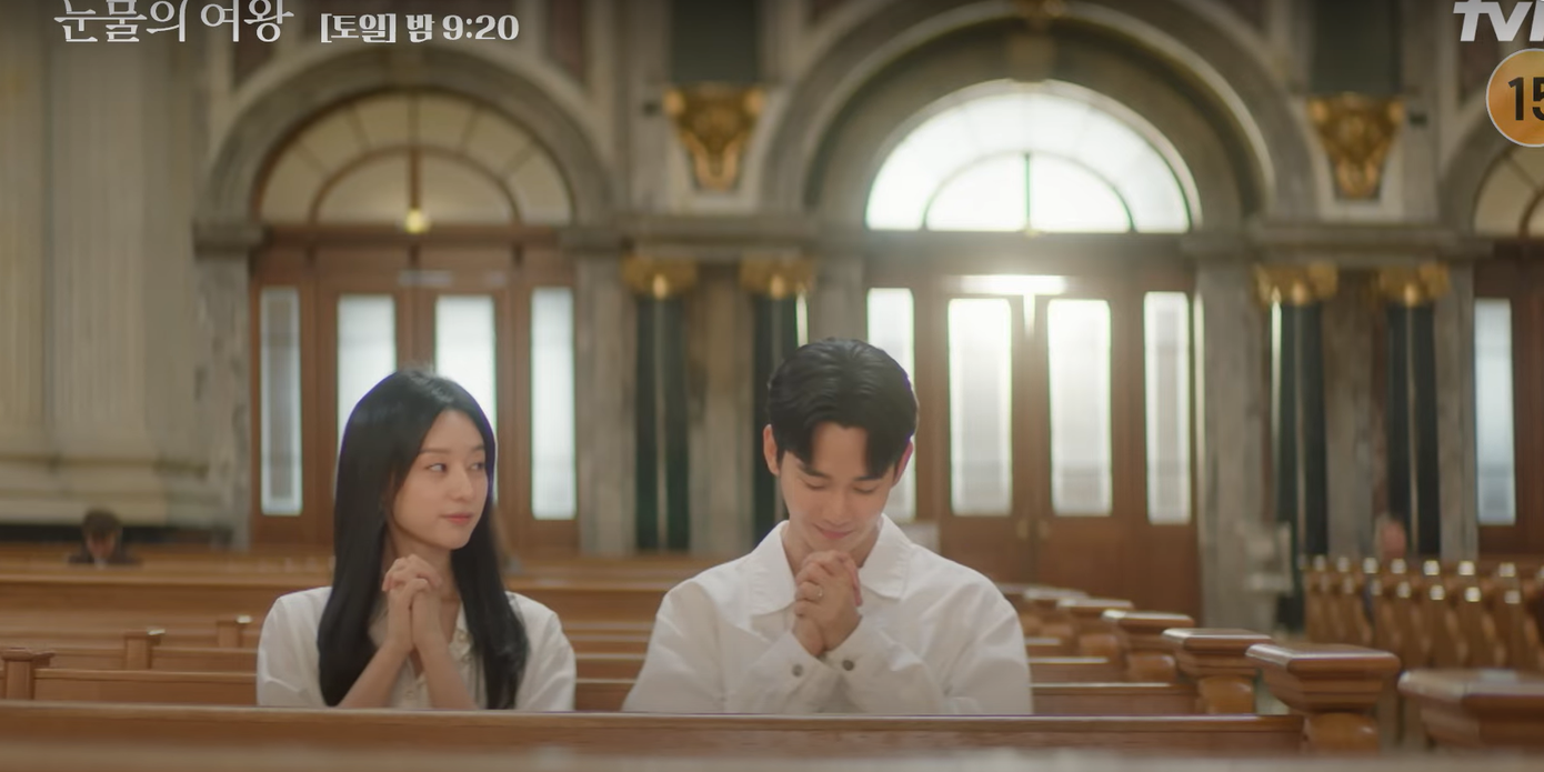 Những ký ức ngọt ngào ở Đức trong tuần trăng mật có lẽ sẽ được hé lộ thêm qua góc nhìn của Hong Hae In. Những ký ức ngọt ngào ở Đức trong tuần trăng mật có lẽ sẽ được hé lộ thêm qua góc nhìn của Hong Hae In.