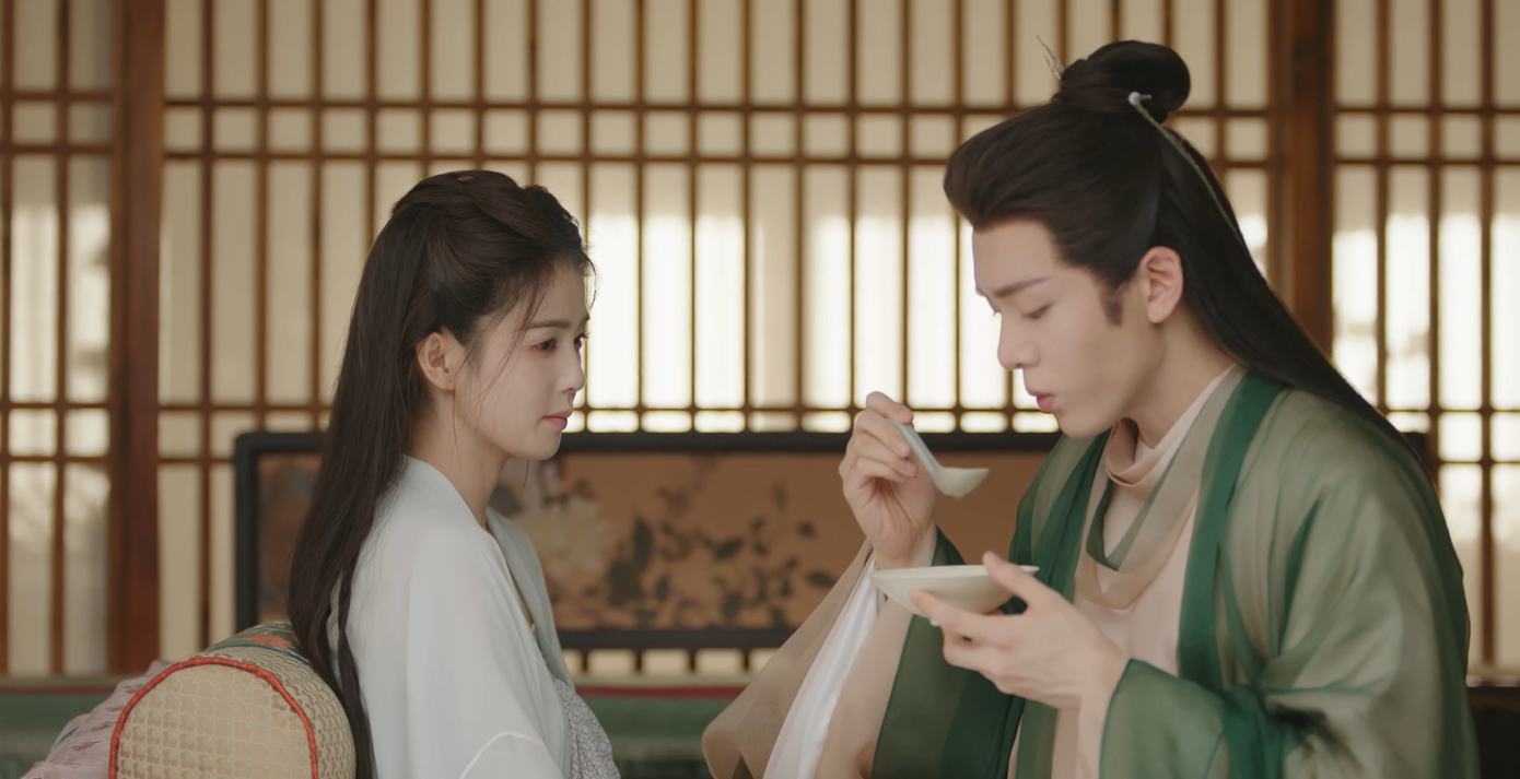 Bạch Cửu Tư vừa bực vừa lo cho Hoa Như Nguyệt khi cô liên tiếp bị phản phệ do làm trái luật trời.