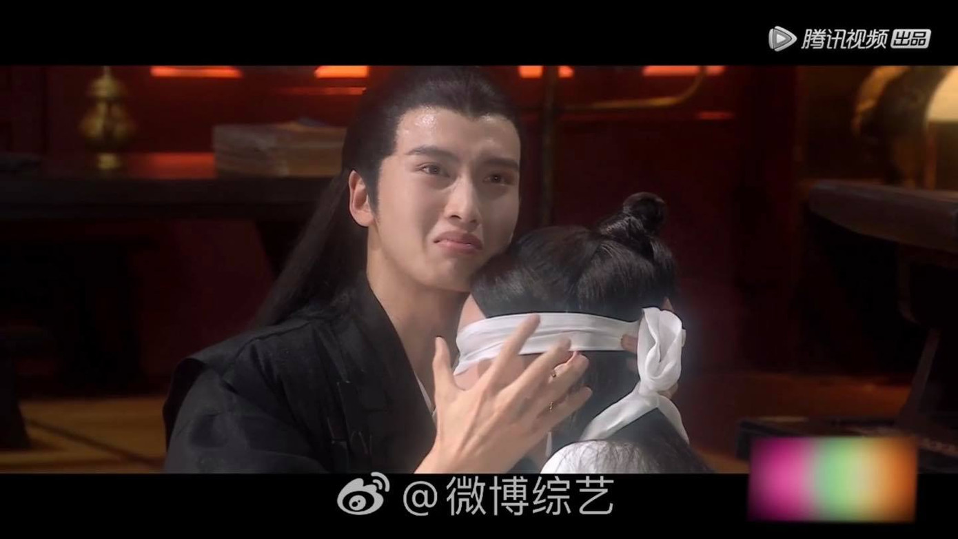 Chỉ vài phút diễn lại một cảnh của Dạ Hoa đủ trở thành "hố đen" trong nghiệp diễn bị đào đi đào lại của Trần Hựu Duy. Chỉ vài phút diễn lại một cảnh của Dạ Hoa đủ trở thành "hố đen" trong nghiệp diễn bị đào đi đào lại của Trần Hựu Duy.