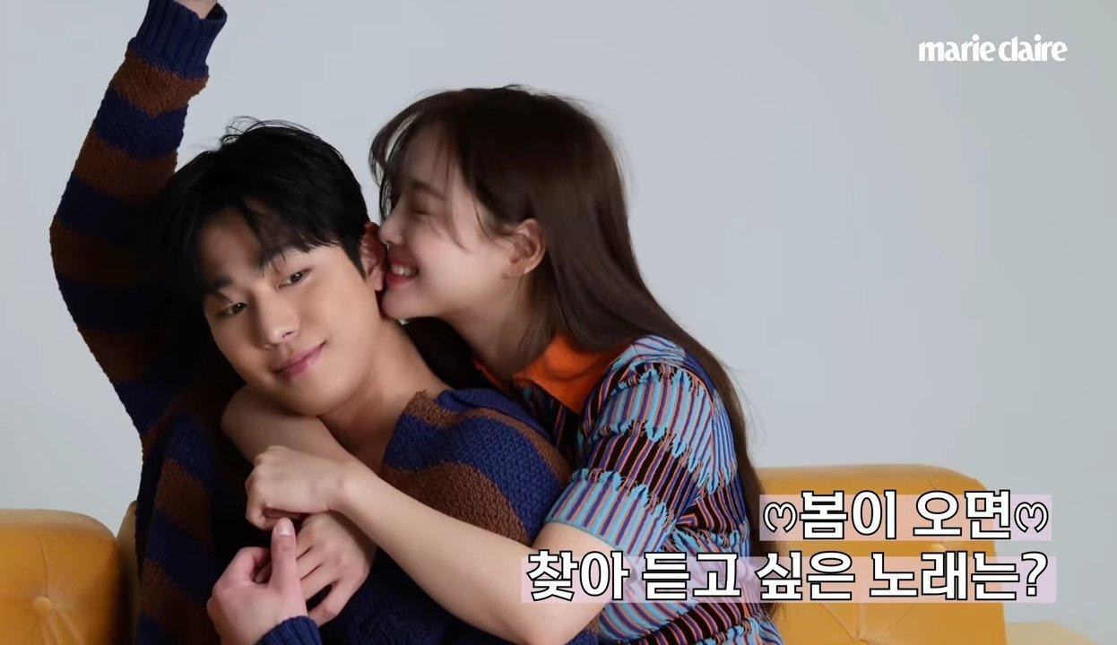 Lên hình ngọt ngào bao nhiêu, hậu trường chụp ảnh tạp chí của bộ đôi cũng ngọt bấy nhiêu. Lên hình ngọt ngào bao nhiêu, hậu trường chụp ảnh tạp chí của bộ đôi cũng ngọt bấy nhiêu.