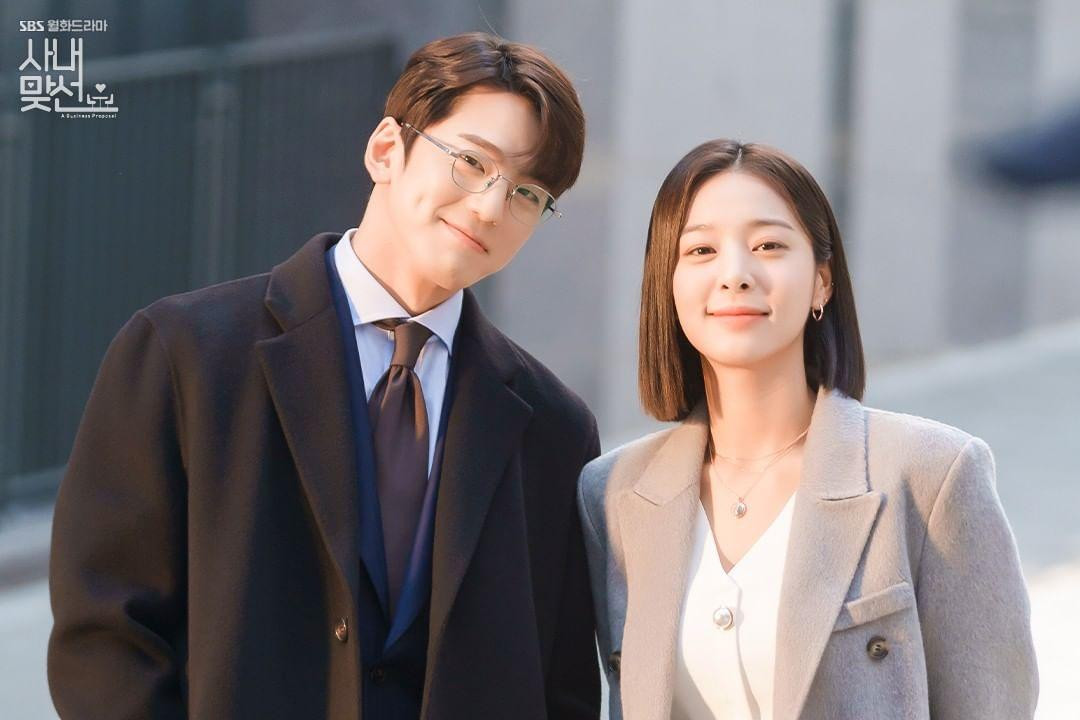 Ngọt ngào quá đỗi, fan chỉ mong Min Kyu - In Ah sớm xác nhận hẹn hò đi thôi! Ngọt ngào quá đỗi, fan chỉ mong Min Kyu - In Ah sớm xác nhận hẹn hò đi thôi!