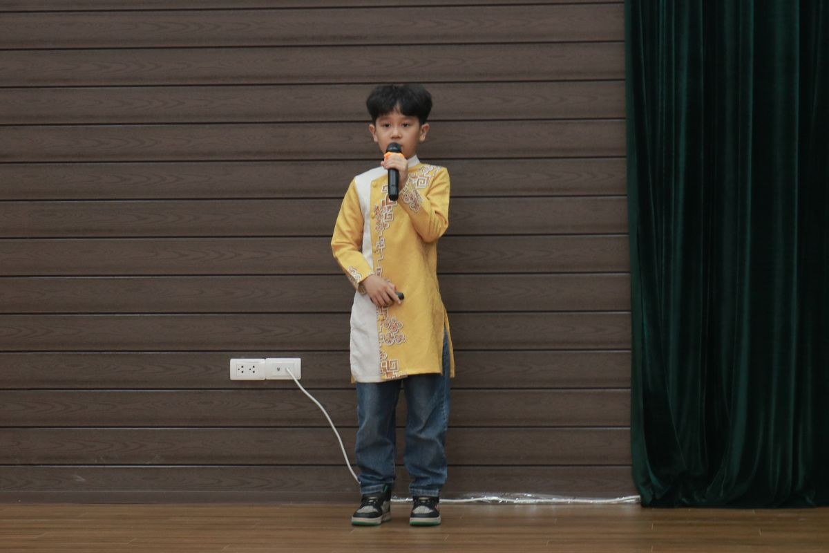 Bạn Anh Vũ là người dự thi cuối cùng nhưng không run sợ hay hồi hộp. Anh Vũ tự tin đem đến một bài hùng biện, thuyết trình hấp dẫn, cuốn hút.