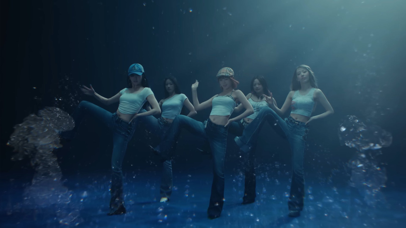 Màn trình diễn ở Coachella 2024 khiến tranh cãi hát live của LE SSERAFIM lên tới đỉnh điểm. Sân khấu encore của nhóm ở màn trở lại này sẽ tiếp tục là bị nhiều người soi xét. Màn trình diễn ở Coachella 2024 khiến tranh cãi hát live của LE SSERAFIM lên tới đỉnh điểm. Sân khấu encore của nhóm ở màn trở lại này sẽ tiếp tục là bị nhiều người soi xét.