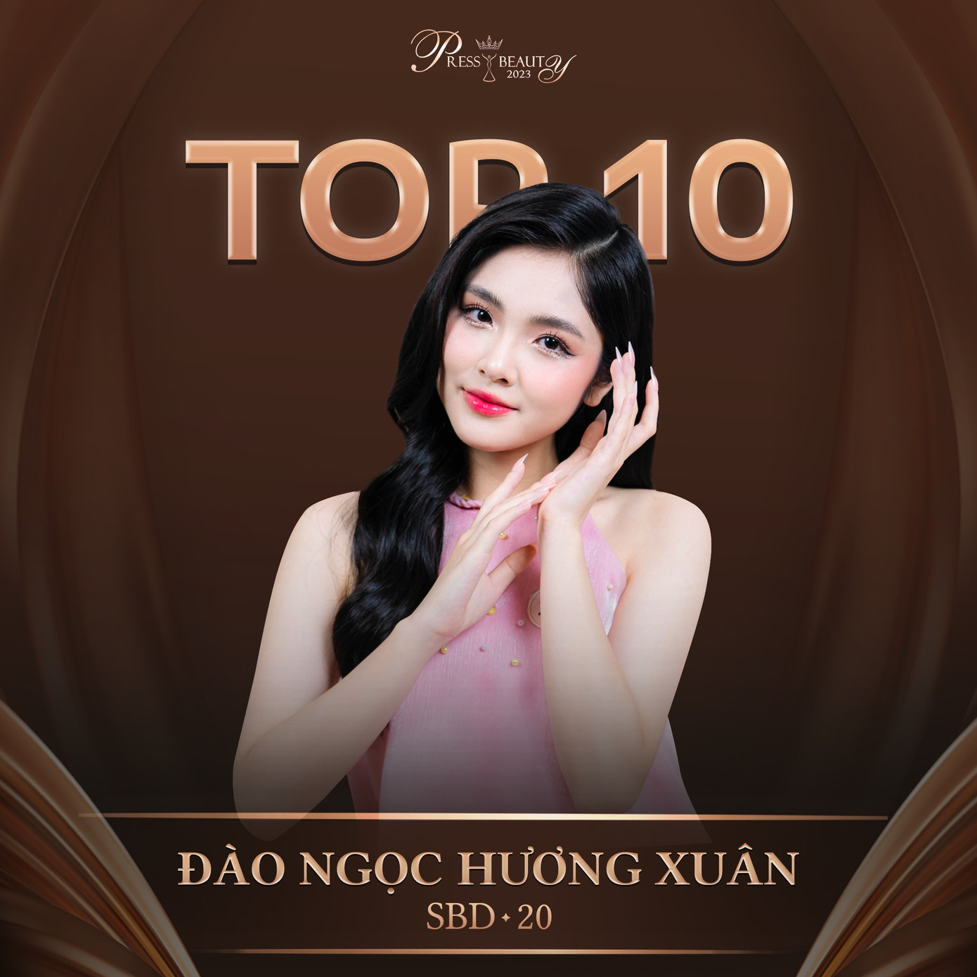 Đào Ngọc Hương Xuân là thí sinh được yêu thích nhất, tiến thẳng vào Top 10.