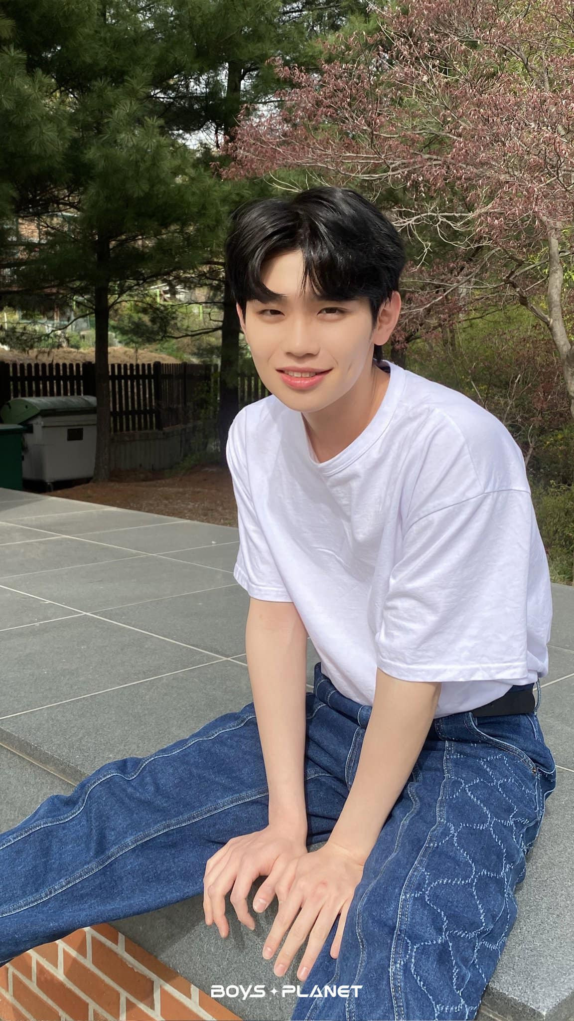 Kim Tae Rae gây ấn tượng với người hâm mộ là một chàng trai sống tình cảm, ngọt ngào và mau nước mắt. Kim Tae Rae gây ấn tượng với người hâm mộ là một chàng trai sống tình cảm, ngọt ngào và mau nước mắt.